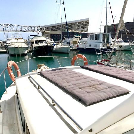 Boat Yacht Barcelona Hotell Sant Adria de Besos Eksteriør bilde