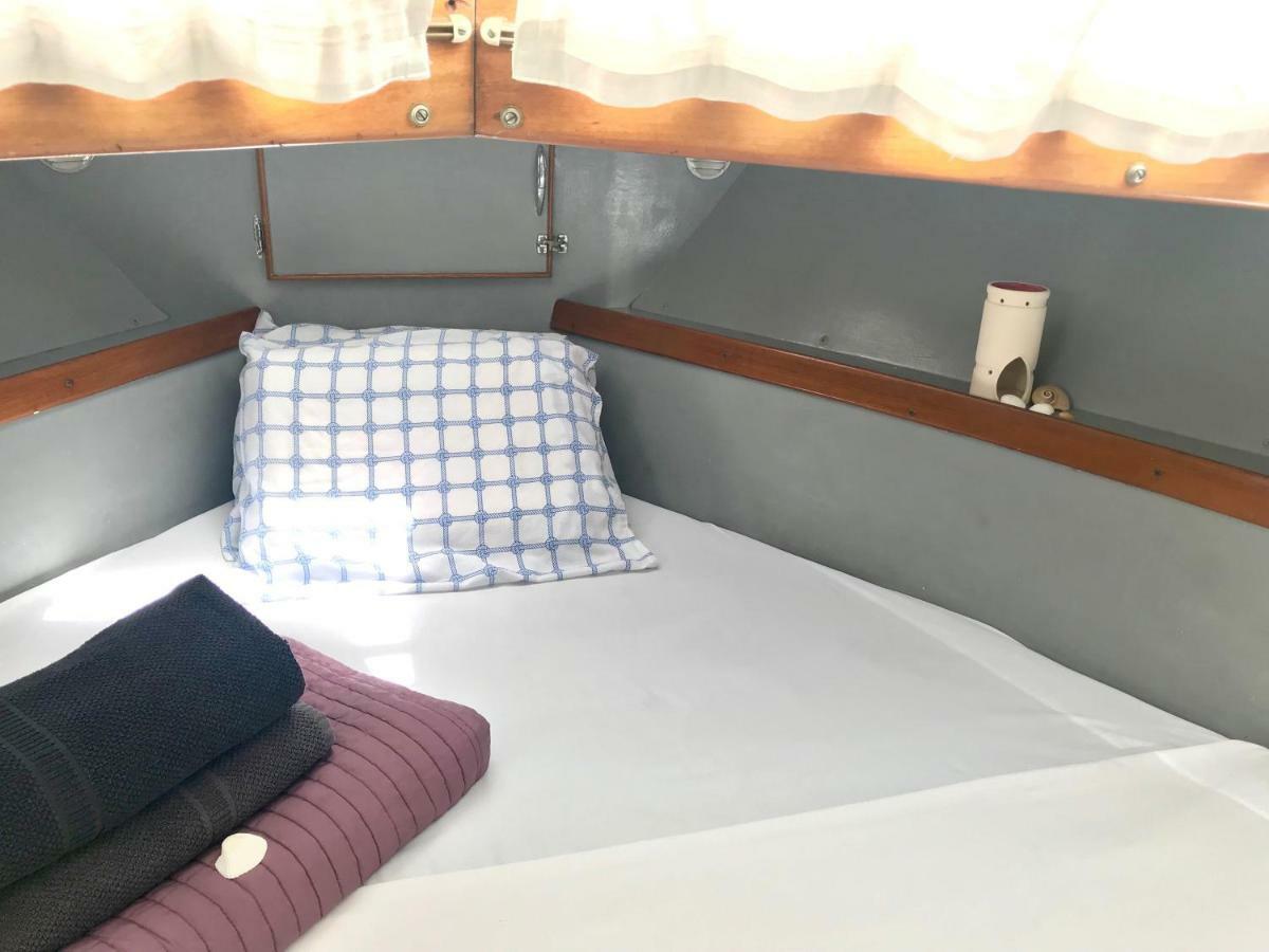 Boat Yacht Barcelona Hotell Sant Adria de Besos Eksteriør bilde