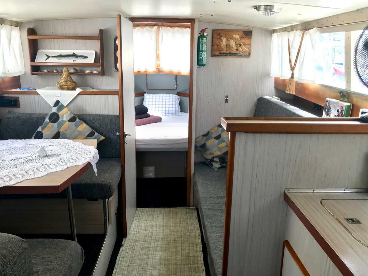 Boat Yacht Barcelona Hotell Sant Adria de Besos Eksteriør bilde